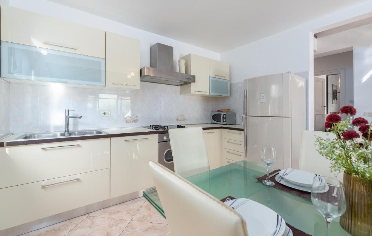 Novigrad Istria Villa Lucas מראה חיצוני תמונה