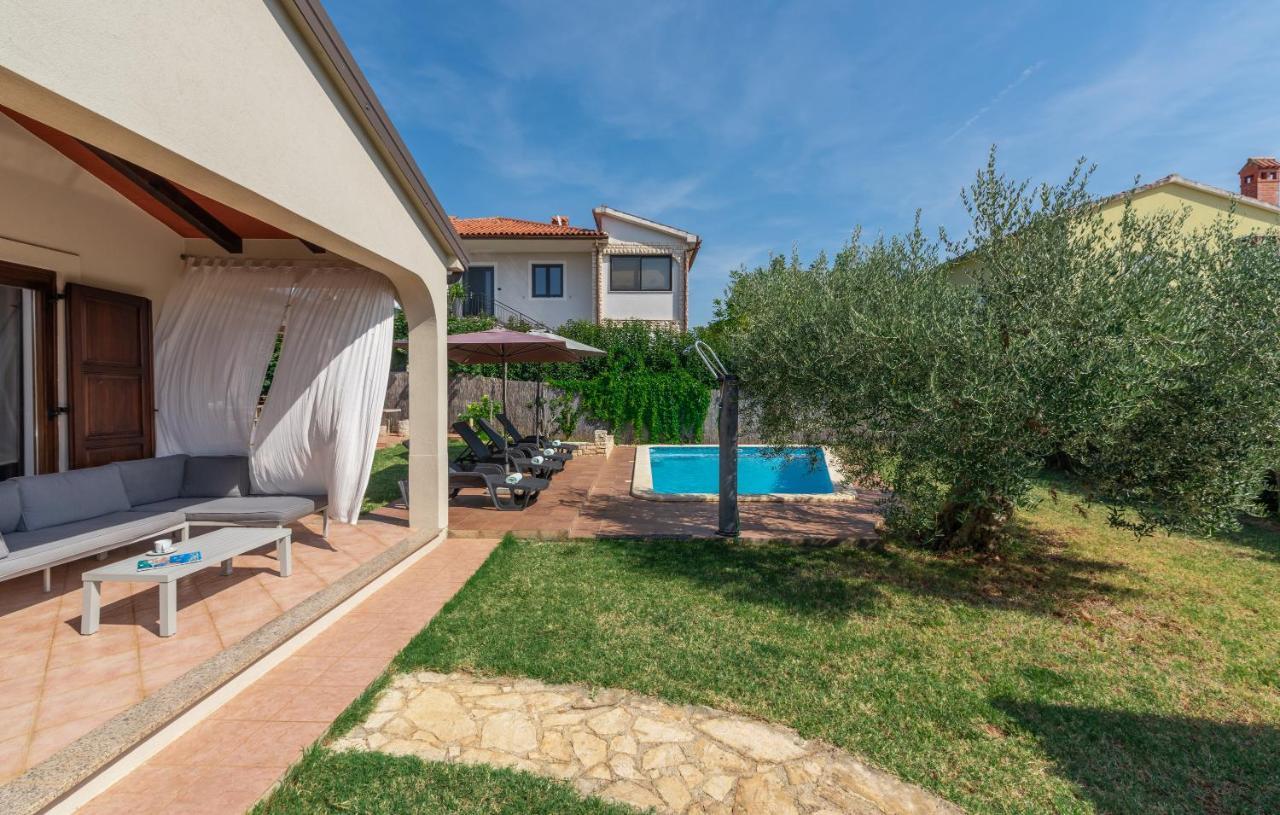 Novigrad Istria Villa Lucas מראה חיצוני תמונה